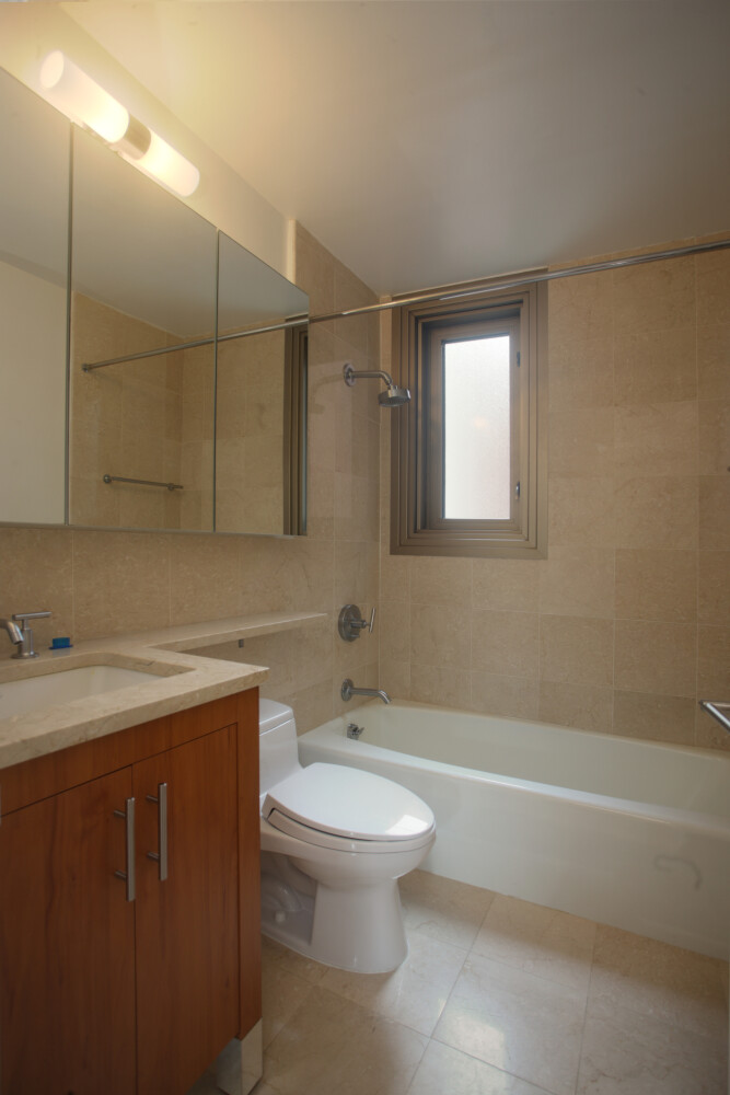 Claridge's 3M- Bathroom