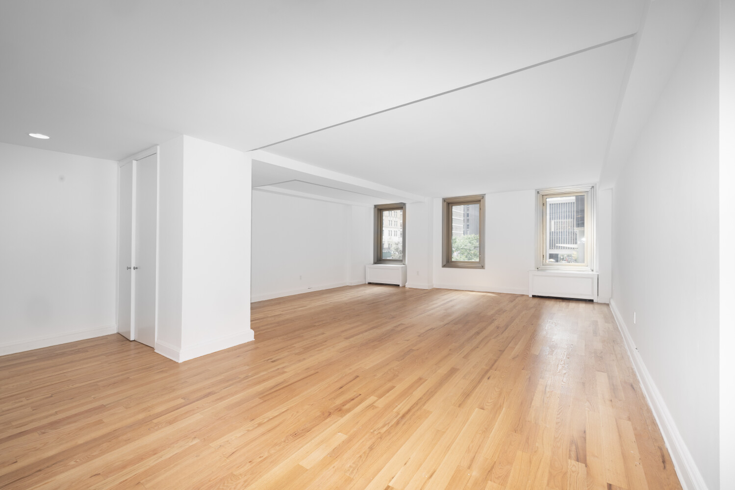 Claridge's M Line Living Room - 3M